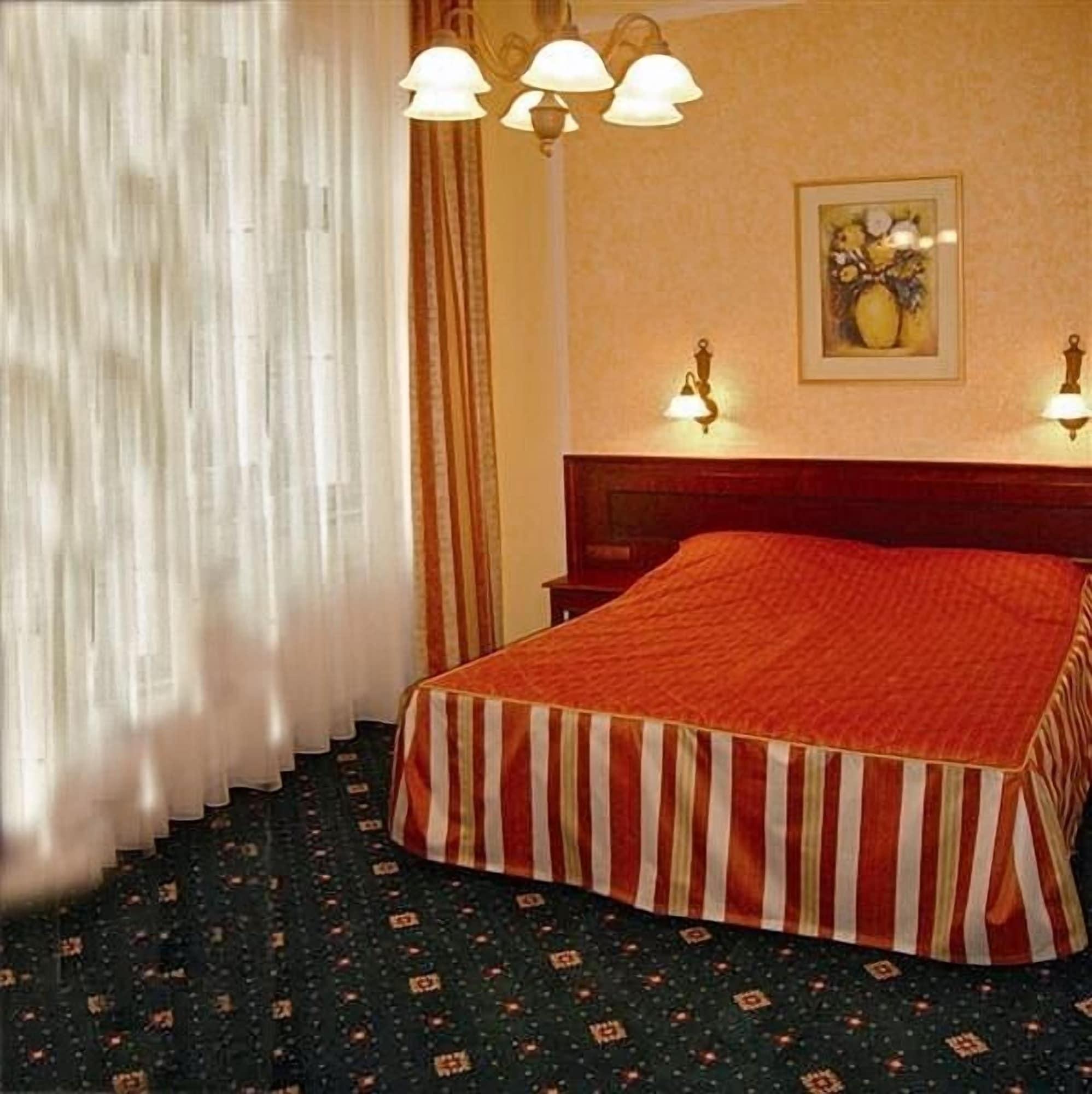 Humboldt Park Hotel & Spa Карлови Вари Екстериор снимка