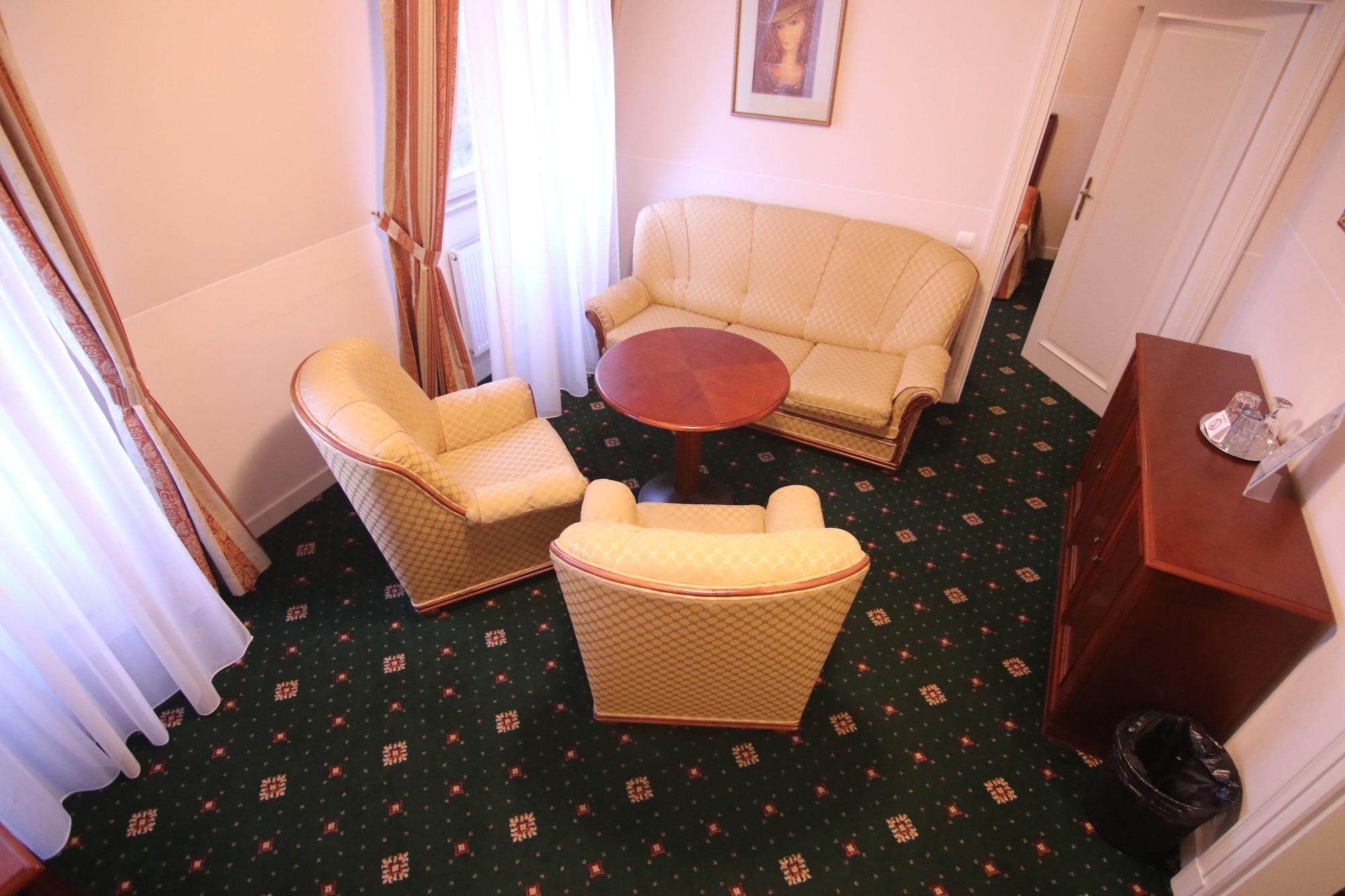 Humboldt Park Hotel & Spa Карлови Вари Екстериор снимка