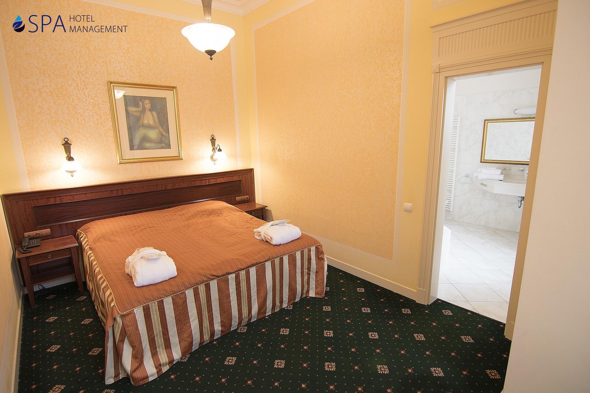 Humboldt Park Hotel & Spa Карлови Вари Екстериор снимка