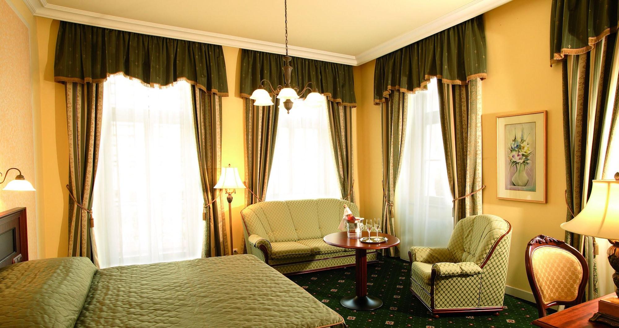 Humboldt Park Hotel & Spa Карлови Вари Екстериор снимка