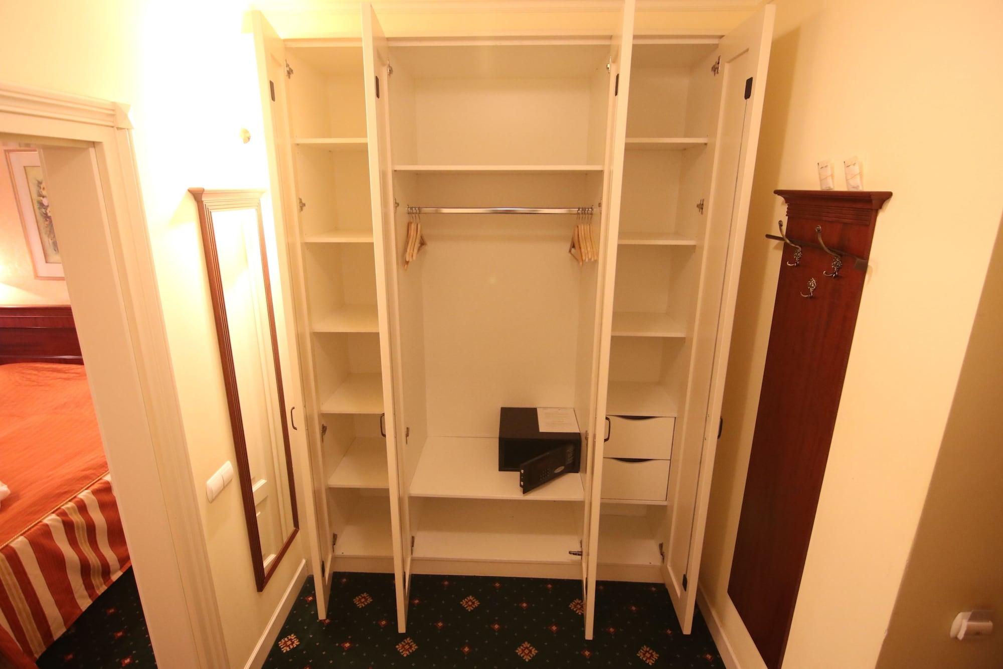 Humboldt Park Hotel & Spa Карлови Вари Екстериор снимка