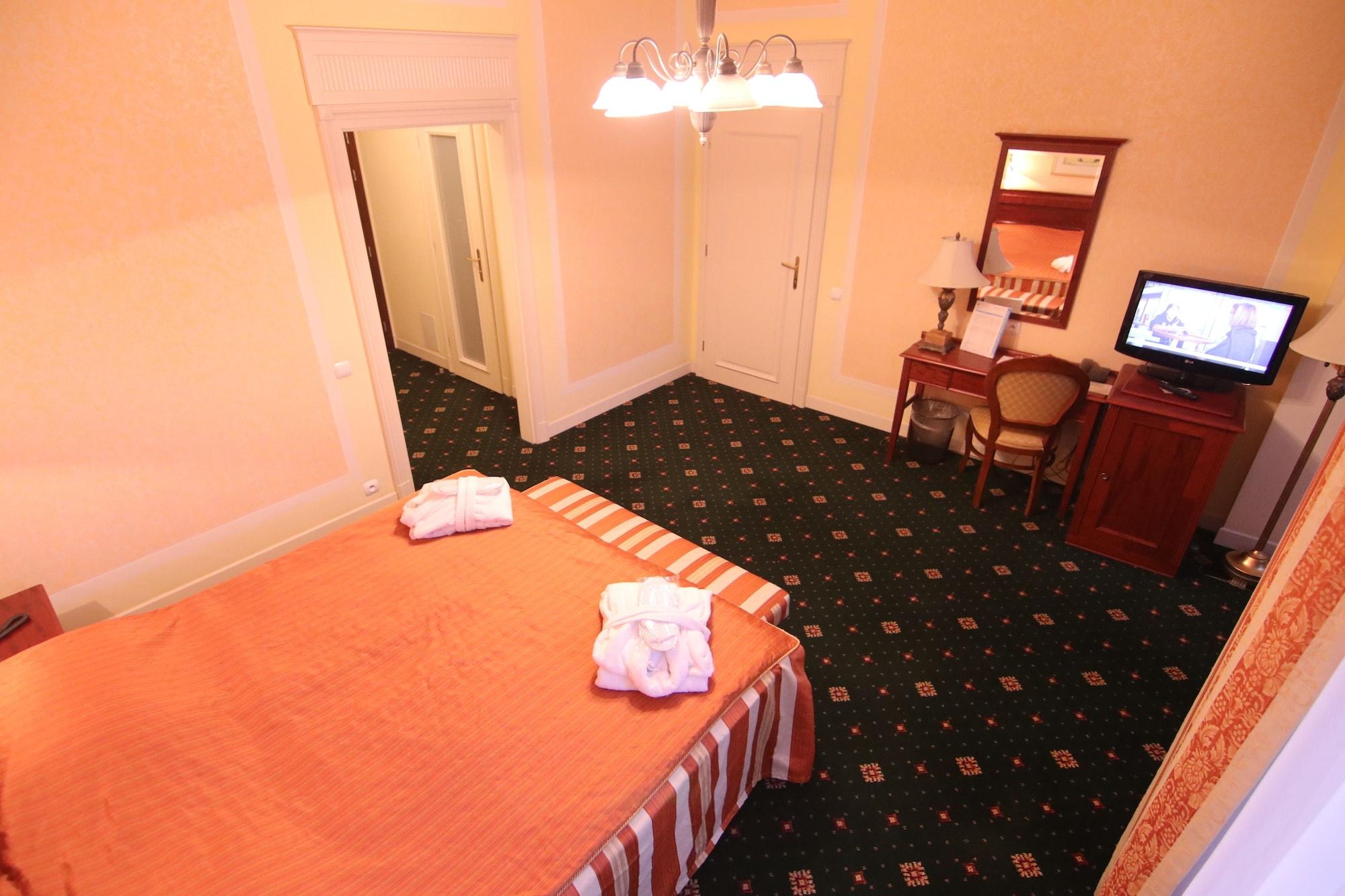 Humboldt Park Hotel & Spa Карлови Вари Екстериор снимка