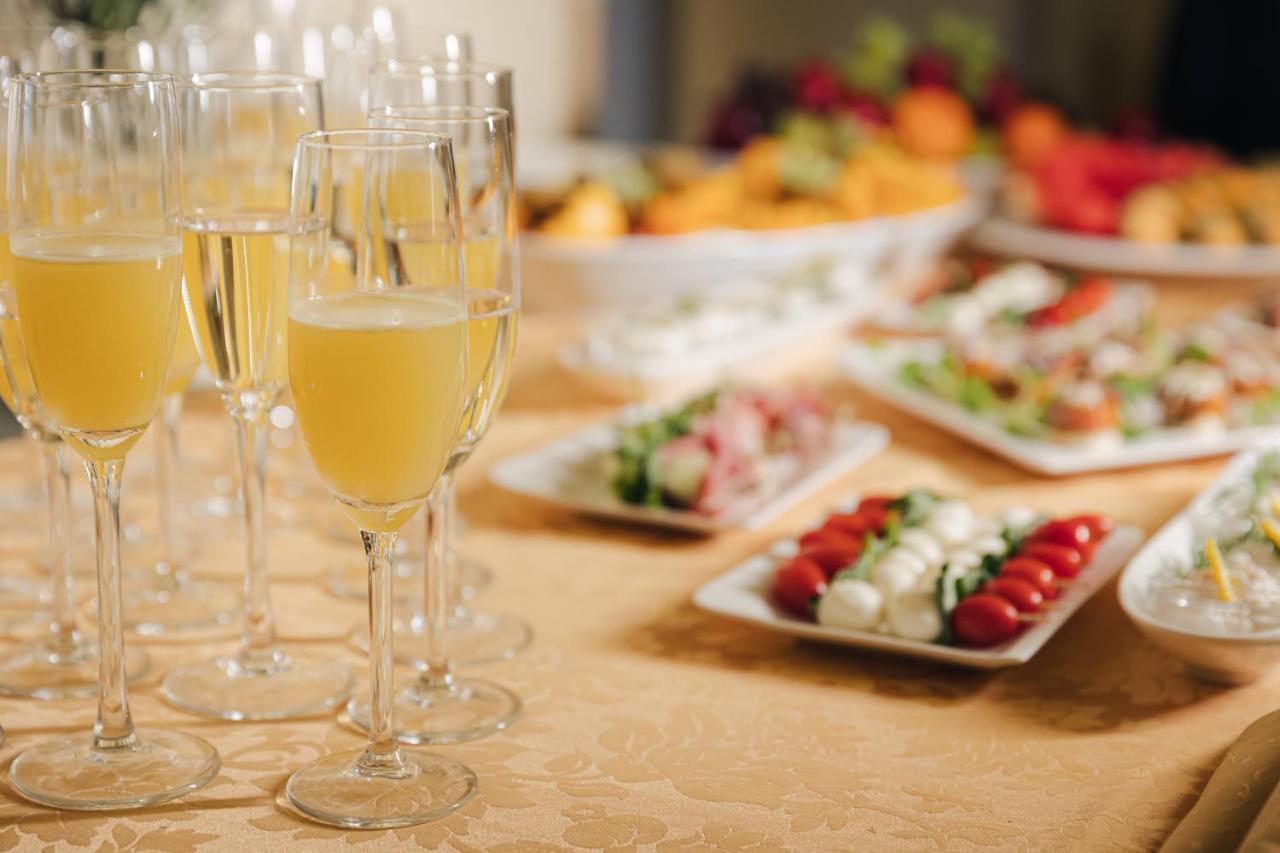 Humboldt Park Hotel & Spa Карлови Вари Екстериор снимка